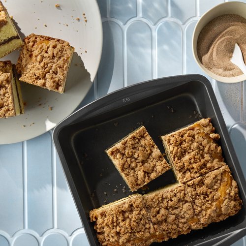 Nonstick Bakeware performance brownies coming off of pan