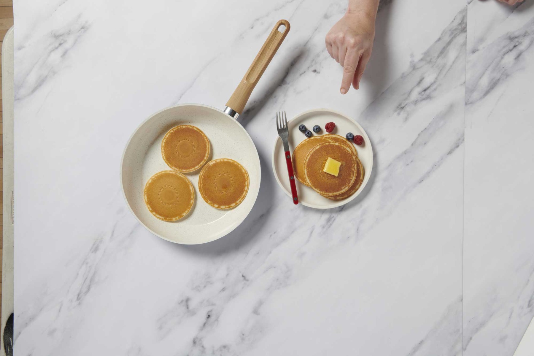 7 Benefits of Ceramic Cookware GoodCook